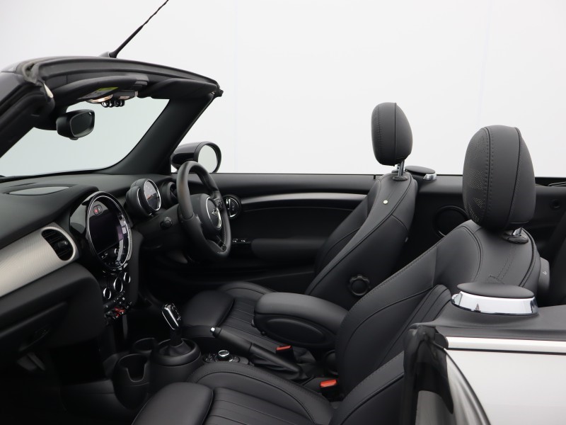 2023 (23) MINI CONVERTIBLE 1.5 Cooper Exclusive Premium 2dr Auto 5483056