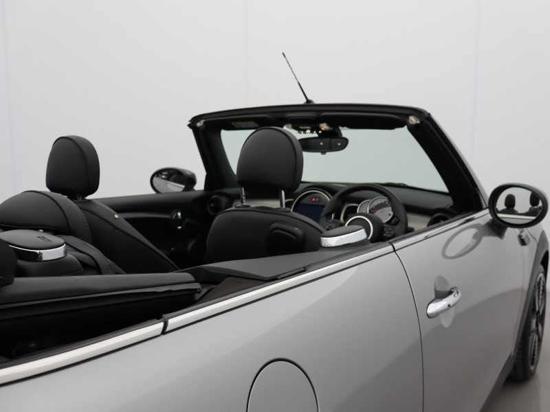 2023 (23) MINI CONVERTIBLE 1.5 Cooper Exclusive Premium 2dr Auto 5483006