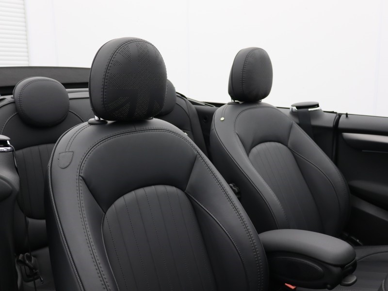 2023 (23) MINI CONVERTIBLE 1.5 Cooper Exclusive Premium 2dr Auto 5483014