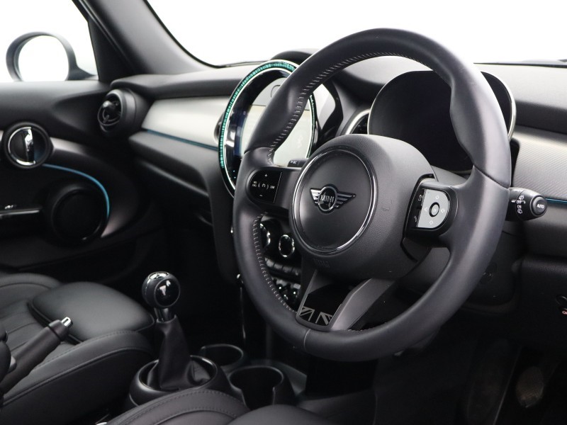 2024 (24) MINI HATCHBACK 2.0 Cooper S Exclusive Premium 5dr Auto 5501210