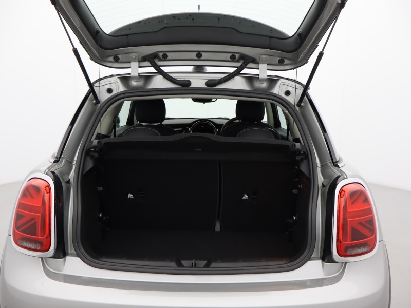 2023 (73) MINI HATCHBACK 1.5 Cooper Classic 3dr Auto 5483641