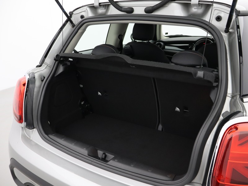 2023 (73) MINI HATCHBACK 1.5 Cooper Classic 3dr Auto 5483642