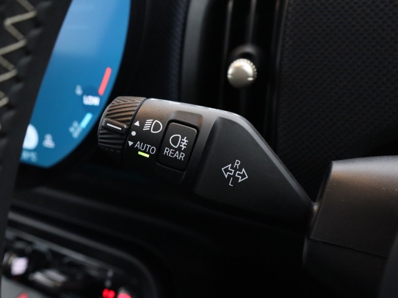 2025 (75) MINI COOPER 1.5 C Classic 3dr Auto 5523825