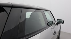 2025 (75) MINI COOPER 1.5 C Classic 3dr Auto 5523789