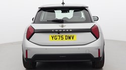 2025 (75) MINI COOPER 1.5 C Classic 3dr Auto 5523780