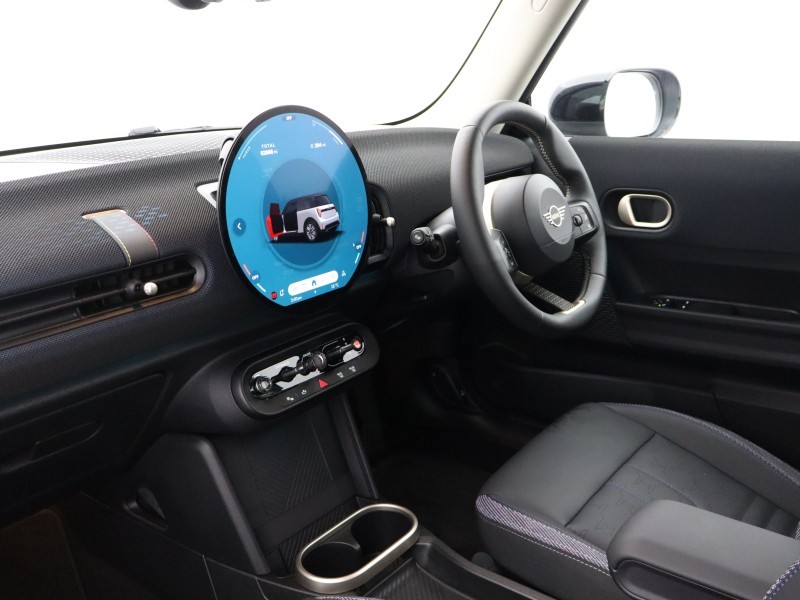 2025 (75) MINI COOPER 1.5 C Classic 3dr Auto 5523834