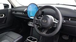 2025 (75) MINI COOPER 1.5 C Classic 3dr Auto 5523799