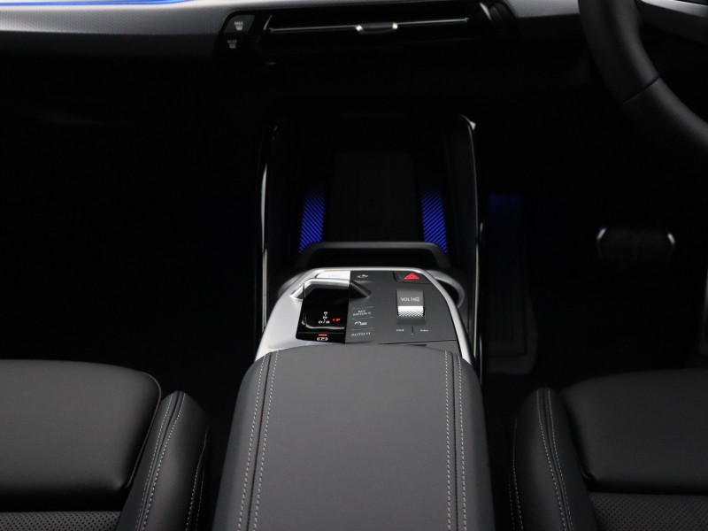 2025 (75) BMW iX2 150kW eDrive20 M Sport 65kWh 5dr Auto 5480209