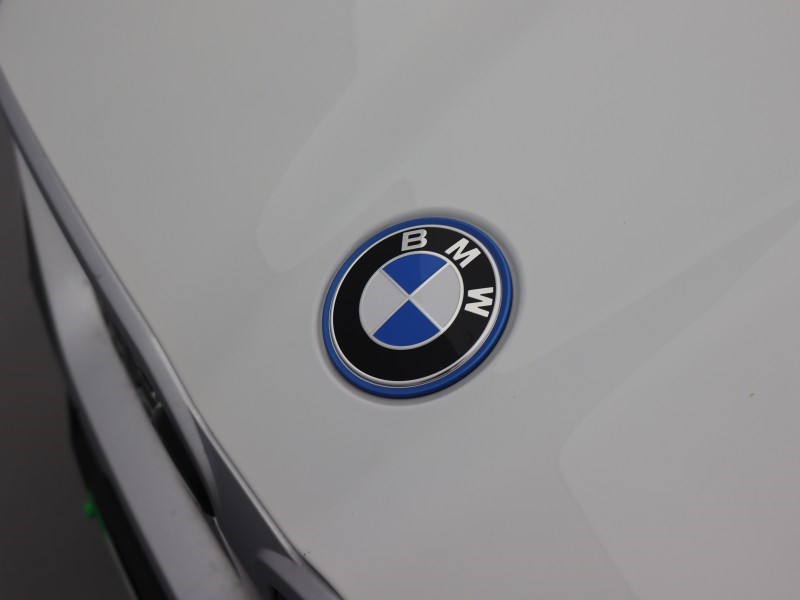 2025 (75) BMW iX2 150kW eDrive20 M Sport 65kWh 5dr Auto 5477563