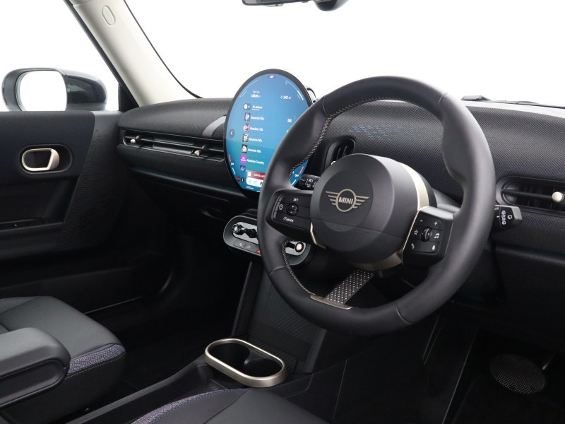 2026 (76) MINI COOPER 1.5 C Classic 3dr Auto 5561284