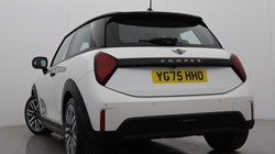 2026 (76) MINI COOPER 1.5 C Classic 3dr Auto 5561279