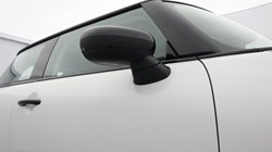 2026 (76) MINI COOPER 1.5 C Classic 3dr Auto 5561276