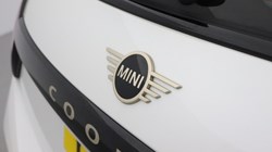 2026 (76) MINI COOPER 1.5 C Classic 3dr Auto 5561268