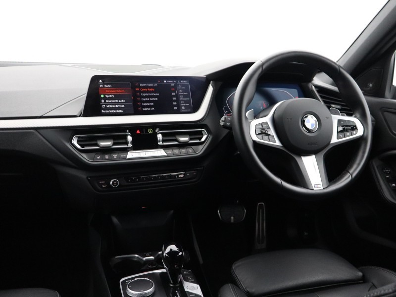 2024 (24) BMW 1 SERIES 120d M Sport 5dr Step Auto [Live Cockpit Pro] 5511789