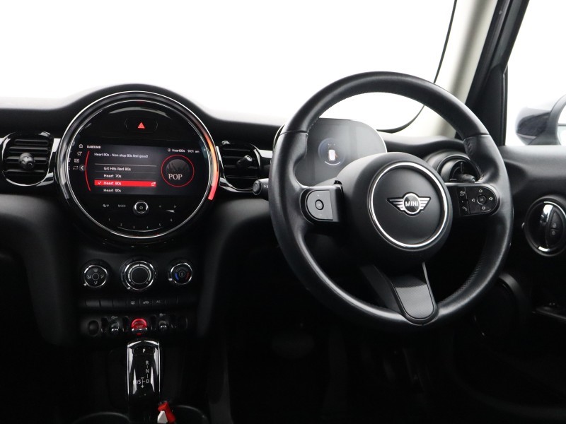 2021 (21) MINI HATCHBACK 1.5 Cooper Classic 5dr Auto 5521057