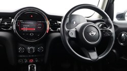 2021 (21) MINI HATCHBACK 1.5 Cooper Classic 5dr Auto 5521057