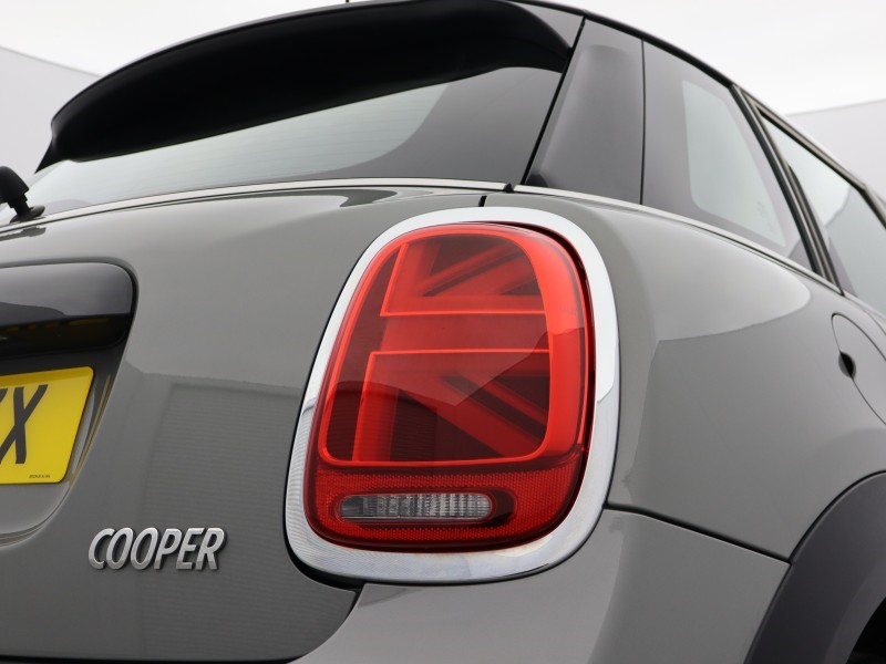 2021 (21) MINI HATCHBACK 1.5 Cooper Classic 5dr Auto 5521030