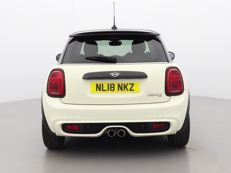 2018 (18) MINI HATCHBACK 2.0 Cooper S II 3dr 5561856