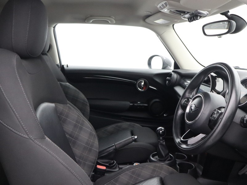 2018 (18) MINI HATCHBACK 2.0 Cooper S II 3dr 5561897
