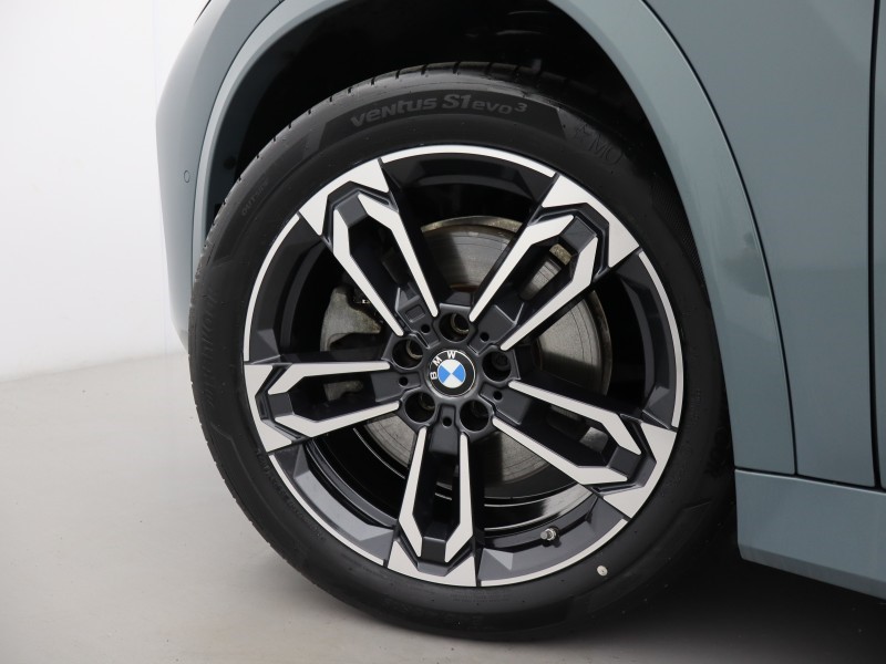 2022 (72) BMW X1 xDrive 23i MHT M Sport Premier Pro 5dr  Step 5523148