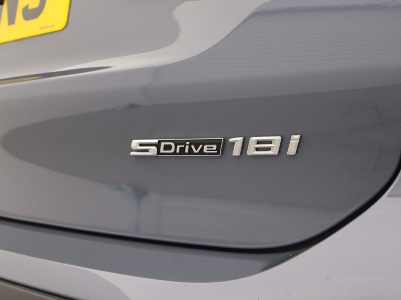 2020 (20) BMW X1 sDrive 18i xLine 5dr Step Auto 5541583