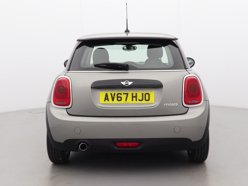 2017 (67) MINI HATCHBACK 1.5 Cooper 3dr Auto 5610296