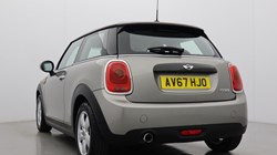 2017 (67) MINI HATCHBACK 1.5 Cooper 3dr Auto 5610343