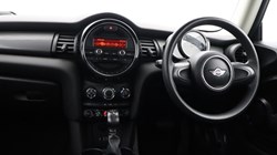 2017 (67) MINI HATCHBACK 1.5 Cooper 3dr Auto 5610341