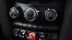 2017 (67) MINI HATCHBACK 1.5 Cooper 3dr Auto 5610325