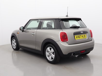2017 (67) MINI HATCHBACK 1.5 Cooper 3dr Auto