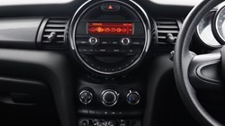 2017 (67) MINI HATCHBACK 1.5 Cooper 3dr Auto 5610339