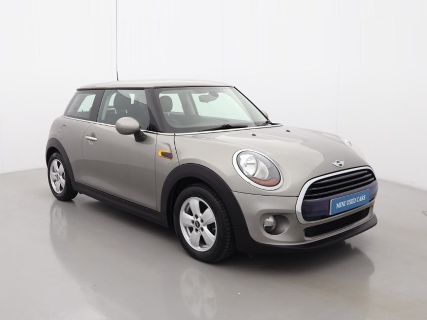 2017 (67) MINI HATCHBACK 1.5 Cooper 3dr Auto