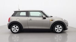 2017 (67) MINI HATCHBACK 1.5 Cooper 3dr Auto 5610560