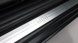 2022 (72) MINI HATCHBACK 1.5 Cooper Classic 3dr Auto 5541536