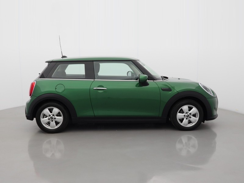 2022 (72) MINI HATCHBACK 1.5 Cooper Classic 3dr Auto 5541516