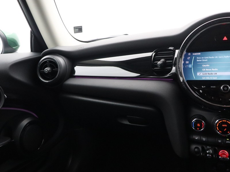 2022 (72) MINI HATCHBACK 1.5 Cooper Classic 3dr Auto 5541542