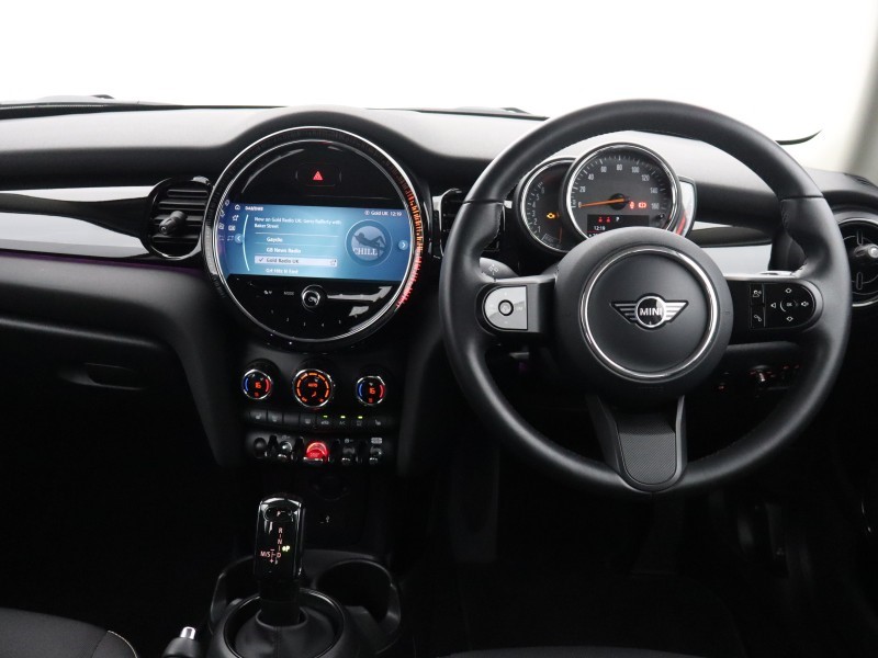 2022 (72) MINI HATCHBACK 1.5 Cooper Classic 3dr Auto 5541537