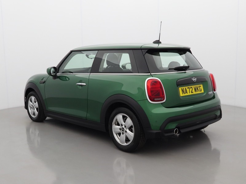 2022 (72) MINI HATCHBACK 1.5 Cooper Classic 3dr Auto 5541513