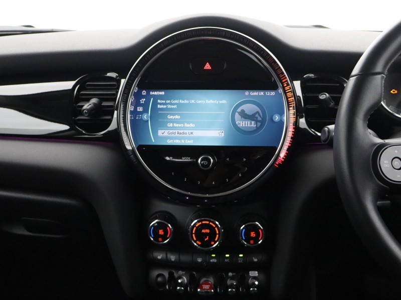 2022 (72) MINI HATCHBACK 1.5 Cooper Classic 3dr Auto 5541540