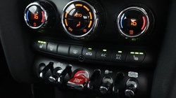 2022 (72) MINI HATCHBACK 1.5 Cooper Classic 3dr Auto 5541550