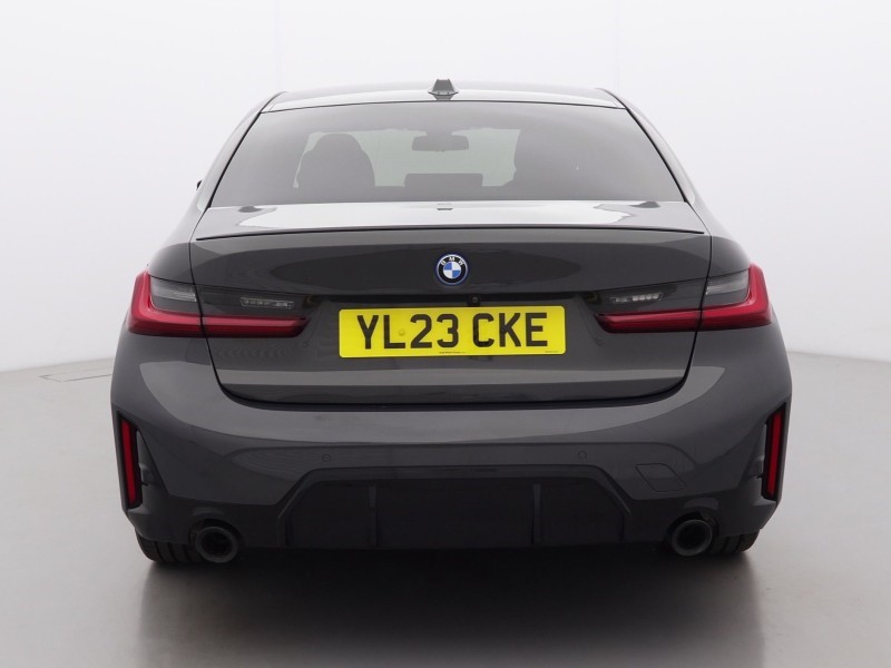 2023 (23) BMW 3 SERIES 330e M Sport 4dr Step Auto 5615957