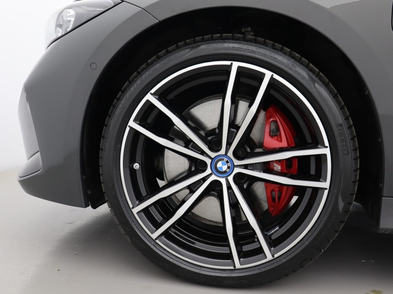 2023 (23) BMW 3 SERIES 330e M Sport 4dr Step Auto 5615968