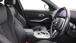 2023 (72) BMW 3 SERIES 320i M Sport 4dr Step Auto 5545570