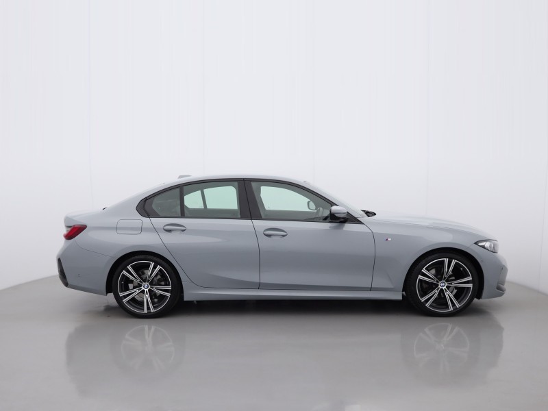 2023 (72) BMW 3 SERIES 320i M Sport 4dr Step Auto 5545548