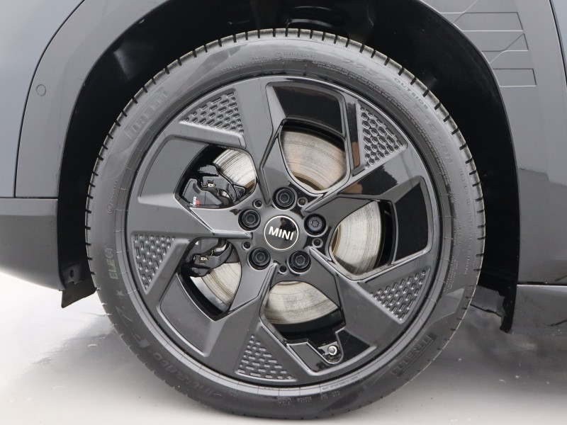 2025 (75) MINI ACEMAN 160kW SE Sport 54kWh 5dr Auto 5536085