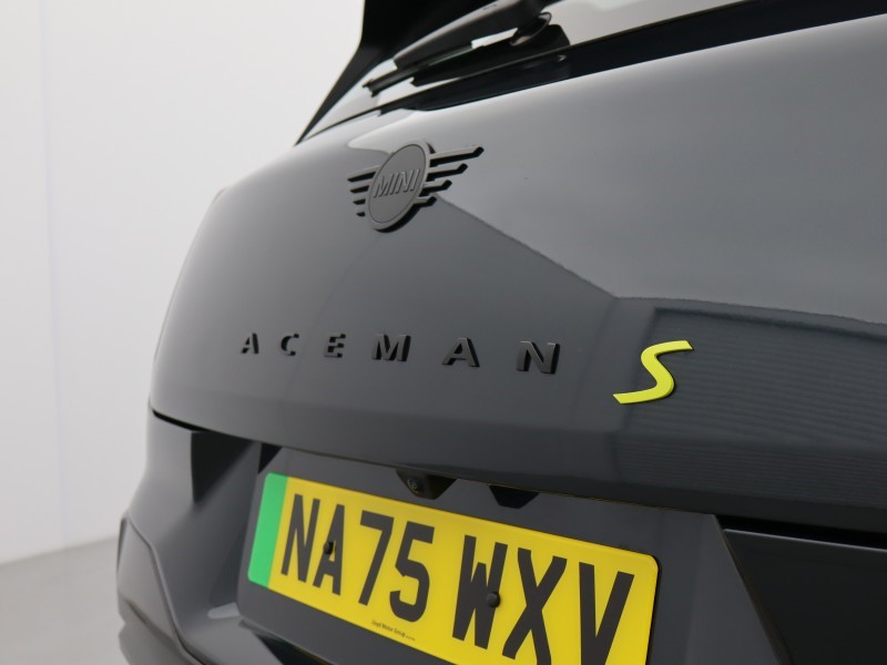 2025 (75) MINI ACEMAN 160kW SE Sport 54kWh 5dr Auto 5536079