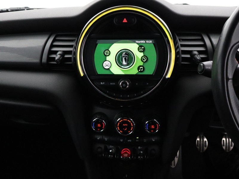 2019 (69) MINI HATCHBACK 1.5 Cooper Sport II 5dr 5597628