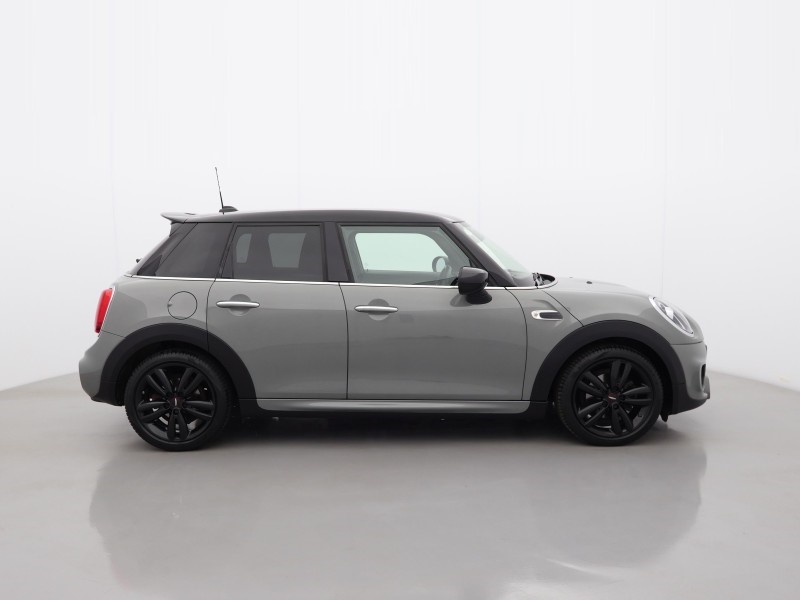 2019 (69) MINI HATCHBACK 1.5 Cooper Sport II 5dr 5597606