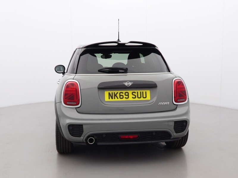 2019 (69) MINI HATCHBACK 1.5 Cooper Sport II 5dr 5597604