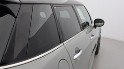 2019 (69) MINI HATCHBACK 1.5 Cooper Sport II 5dr 5597616